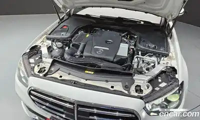 Mercedes-Benz E-Class 2021 2.0 гидро в Москве, миниатюра 6