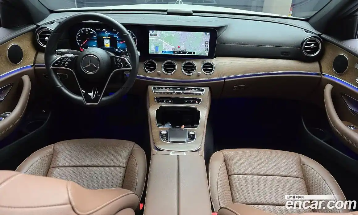 Mercedes-Benz E-Class 2021 2.0 гидро в Москве, фото 7