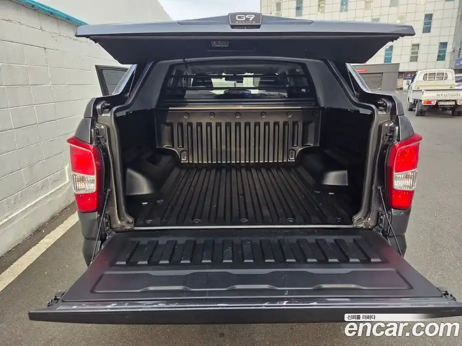 SsangYong Rexton 2018 2.2 Автомат в Москве № 1291288, фото 16