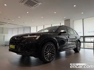 Audi SQ7, 2026