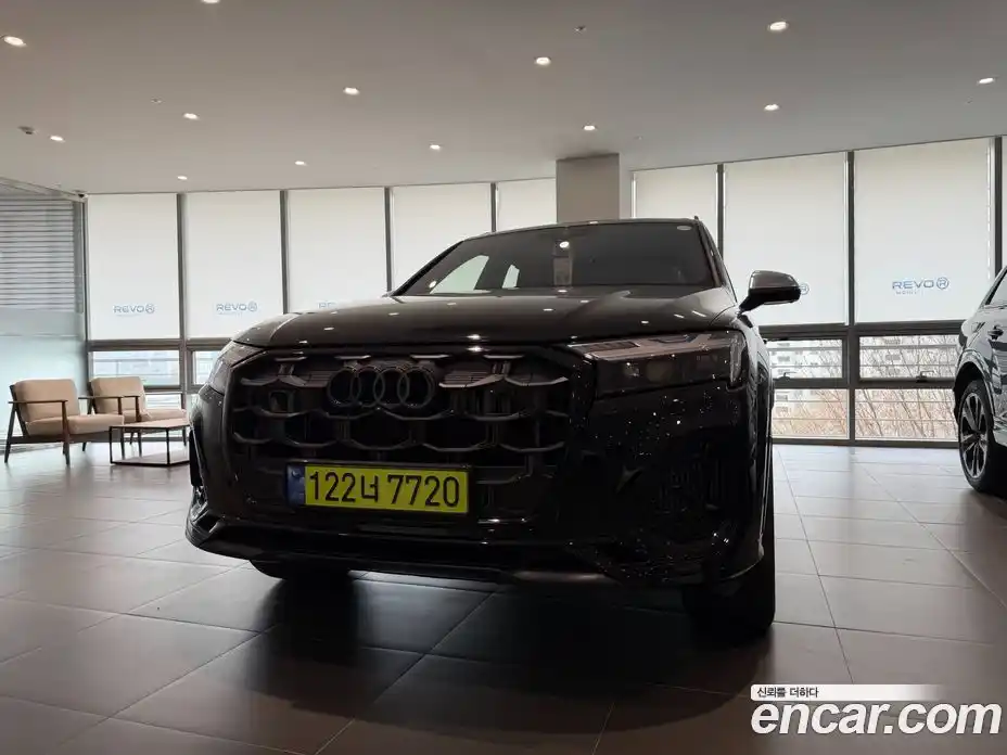 Audi SQ7 2026 4.0 гидро в Москве № 1291934, фото 3
