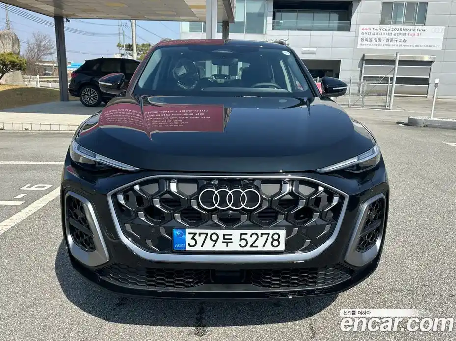 Audi Q5 2025 2.0 гидро в Москве № 1291947, фото 3
