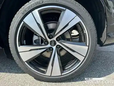 Audi Q5 2025 2.0 гидро в Москве № 1291947, миниатюра 5