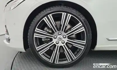 Volvo S90 2023 2.0 гидро в Москве № 1292156, миниатюра 5