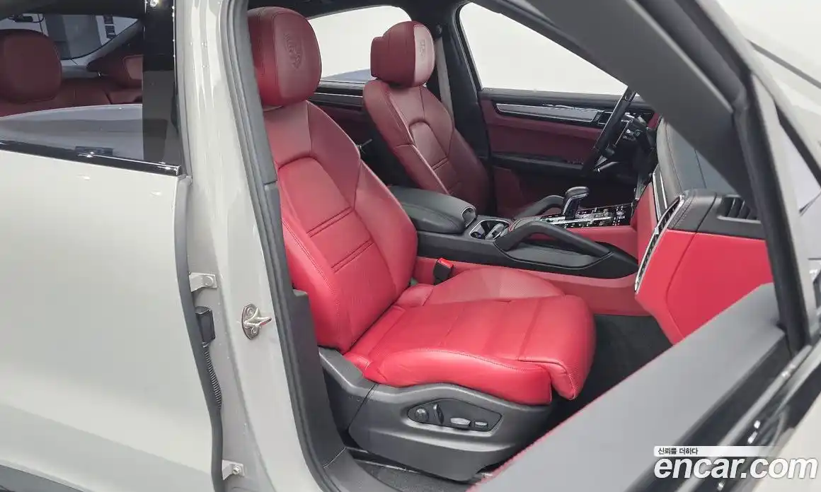 Porsche Cayenne 2022 3.0 гидро в Москве № 1292549, фото 10