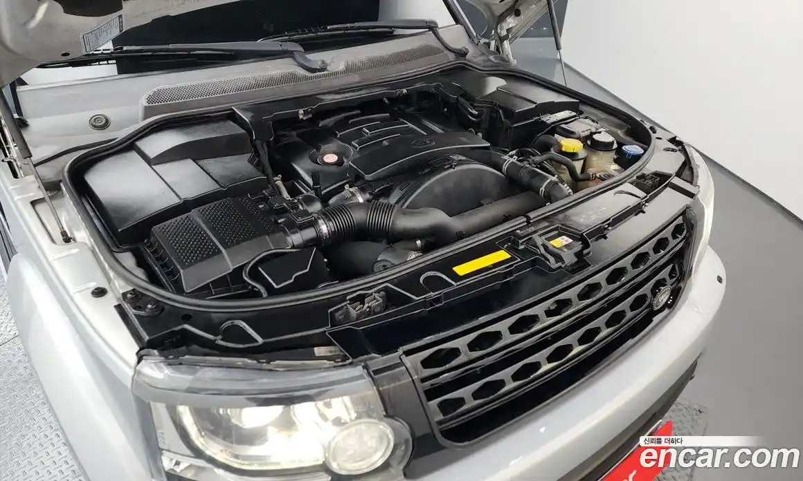 Land Rover Discovery 2015 3.0 гидро в Москве № 1293221, фото 6