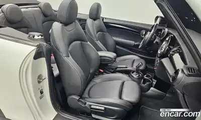 Mini Cooper Convertible 2024 1.5 гидро в Москве № 1293396, миниатюра 11