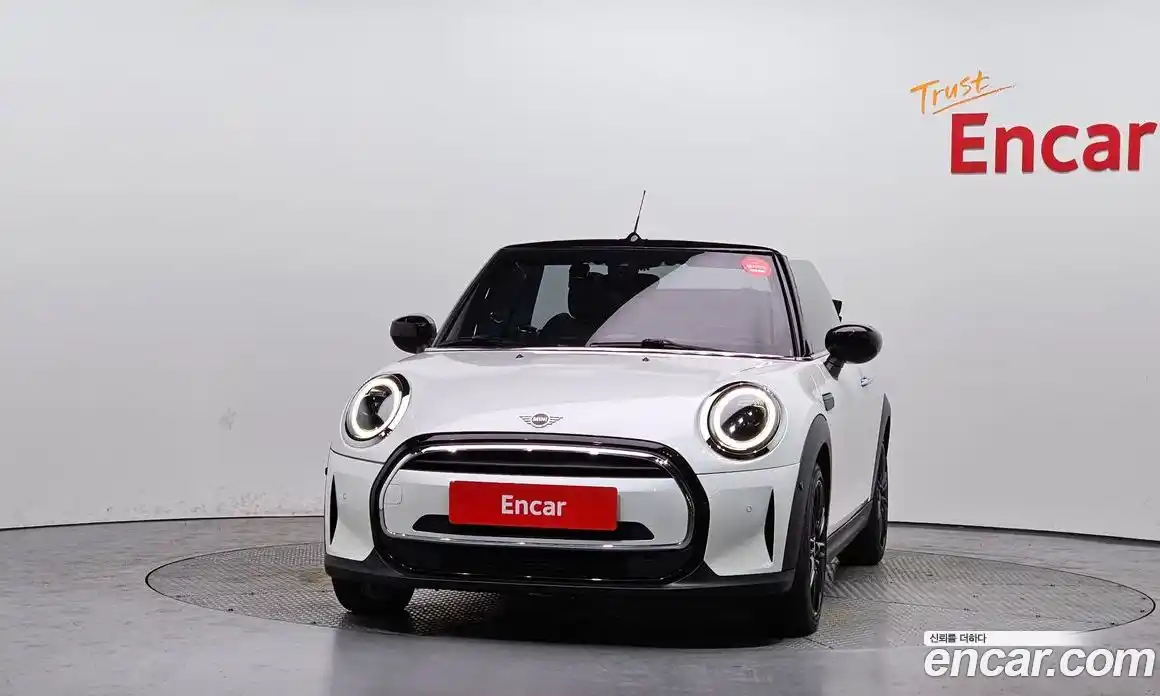 Mini Cooper Convertible 2024 1.5 гидро в Москве № 1293396, фото 3