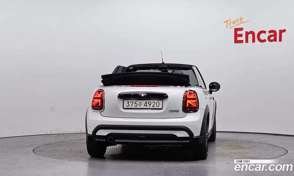 Mini Cooper Convertible 2024 1.5 гидро в Москве № 1293396, фото 4