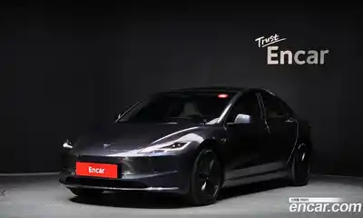 Tesla Model 3, 2024