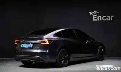 Tesla Model 3 2024 0.2 гидро в Москве № 1293664, миниатюра 2