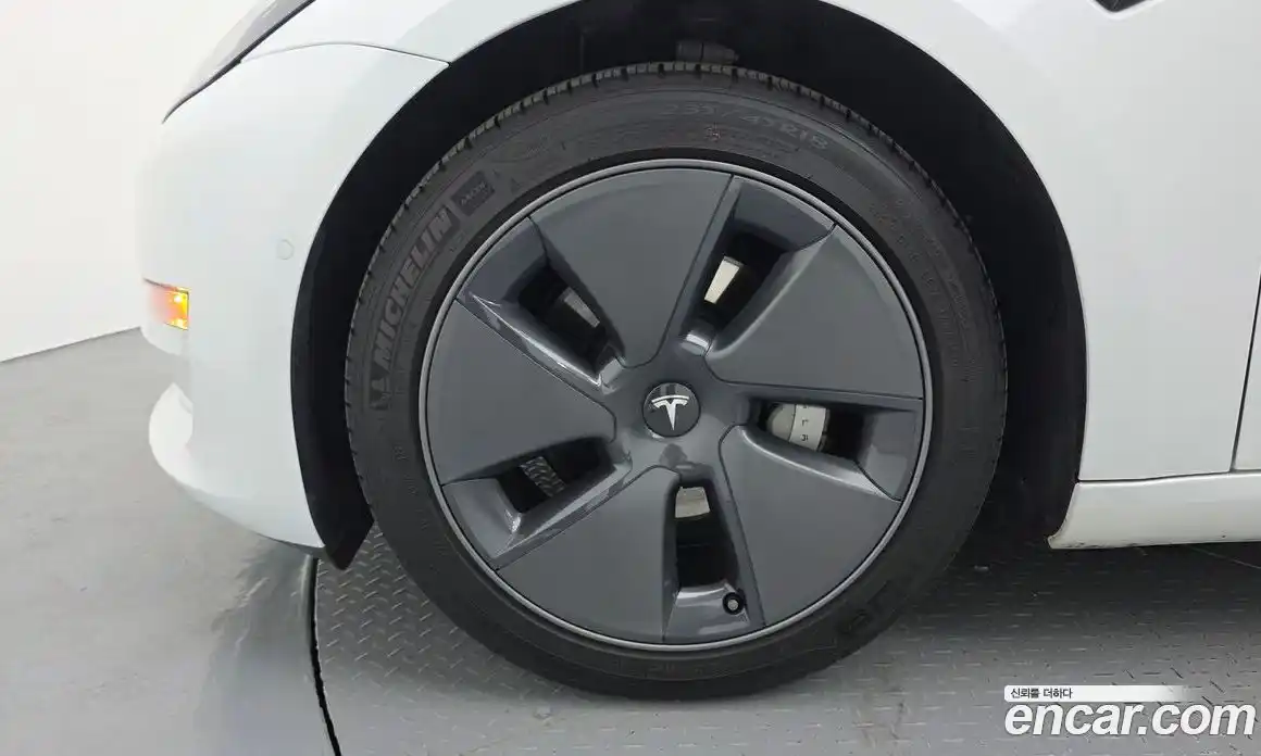 Tesla Model 3 2022 0.2 гидро в Москве № 1293699, фото 5