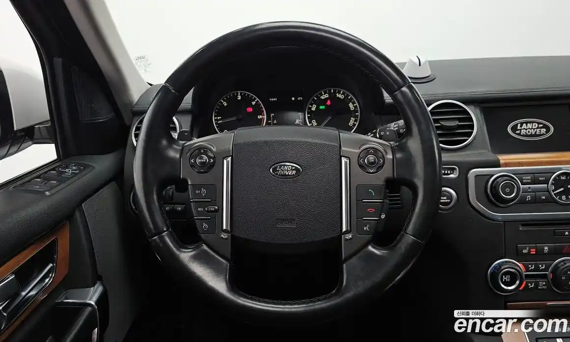 Land Rover Discovery 2015 3.0 гидро в Москве № 166630, фото 13