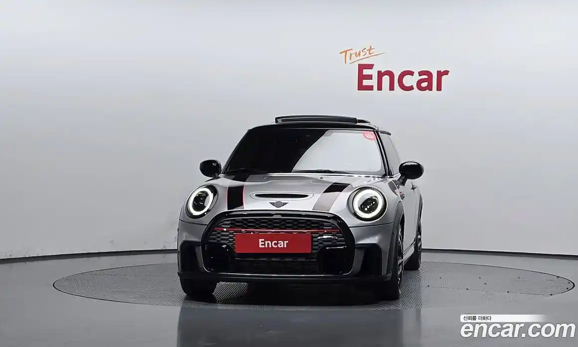 Mini Cooper 2023 2.0 гидро в Москве № 178455, фото 3