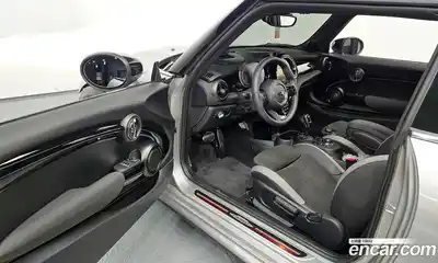 Mini Cooper 2023 2.0 гидро в Москве № 178455, миниатюра 10