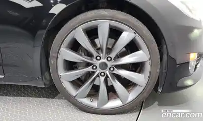 Tesla Model S 2019 0.3 гидро в Москве № 198559, миниатюра 5