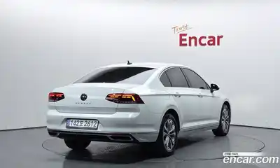 Volkswagen Passat 2022 2.0 гидро в Москве № 199060, миниатюра 2