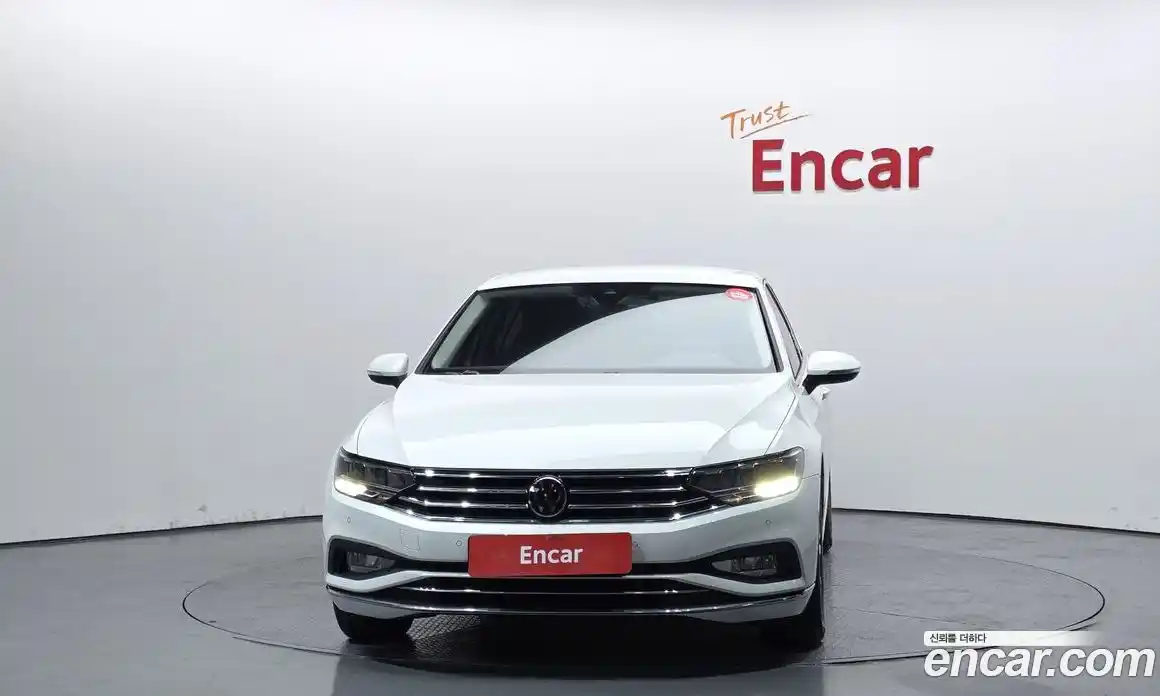 Volkswagen Passat 2022 2.0 гидро в Москве № 199060, фото 3