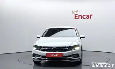 Volkswagen Passat 2022 2.0 гидро в Москве № 199060, миниатюра 3