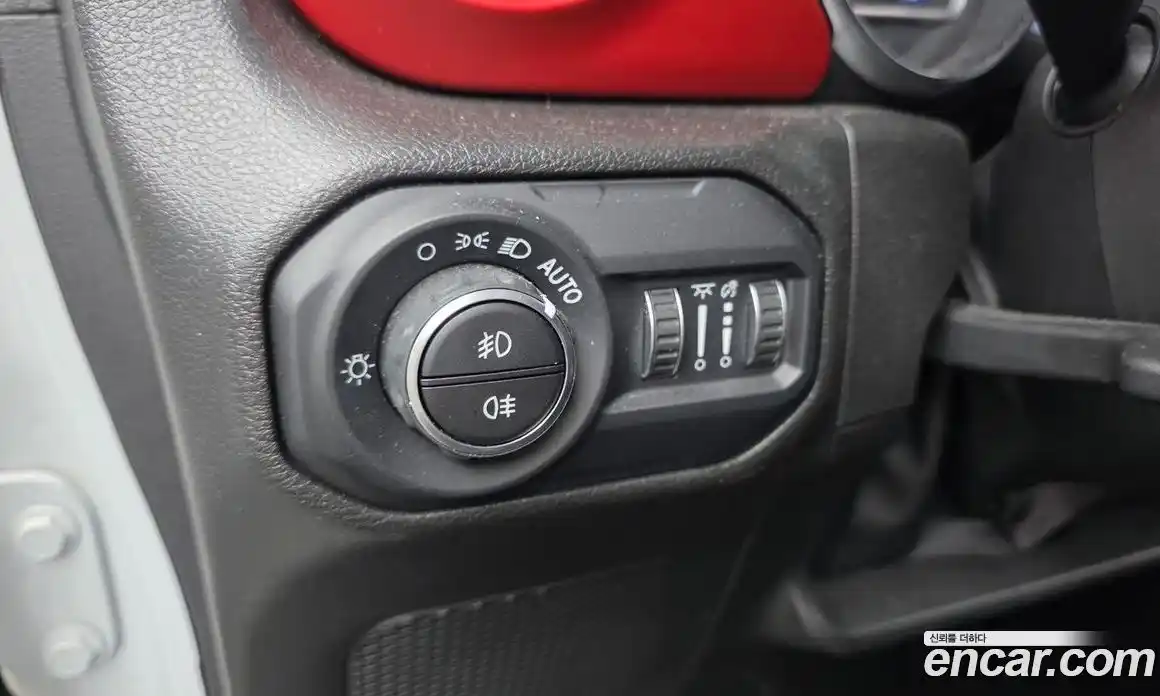 Jeep Wrangler 2023 2.0 гидро в Москве № 199433, фото 18