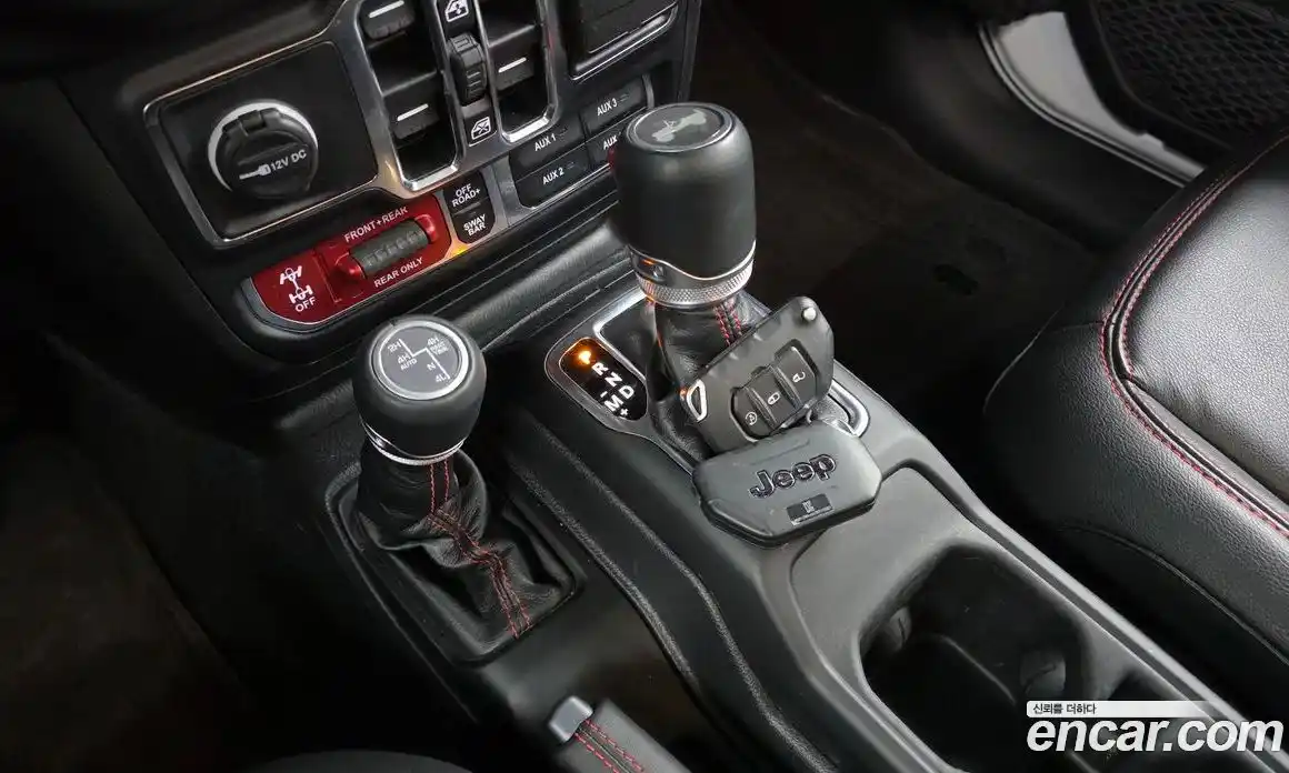 Jeep Wrangler 2023 2.0 гидро в Москве № 199433, фото 9