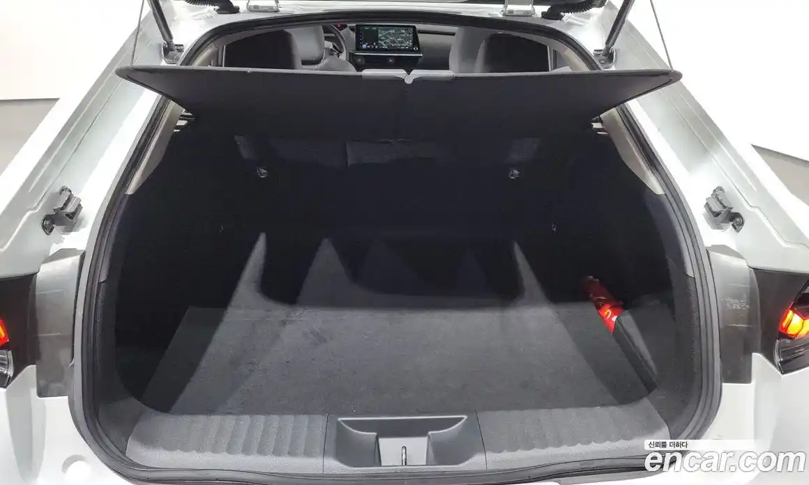 Toyota Prius 2024 2.0 гидро в Москве № 199587, фото 19