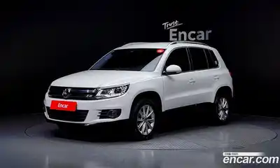 Volkswagen Tiguan, 2015