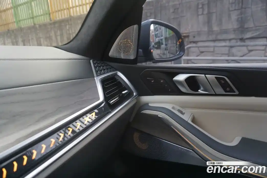 BMW X7 2023 3.0 гидро в Москве, фото 14