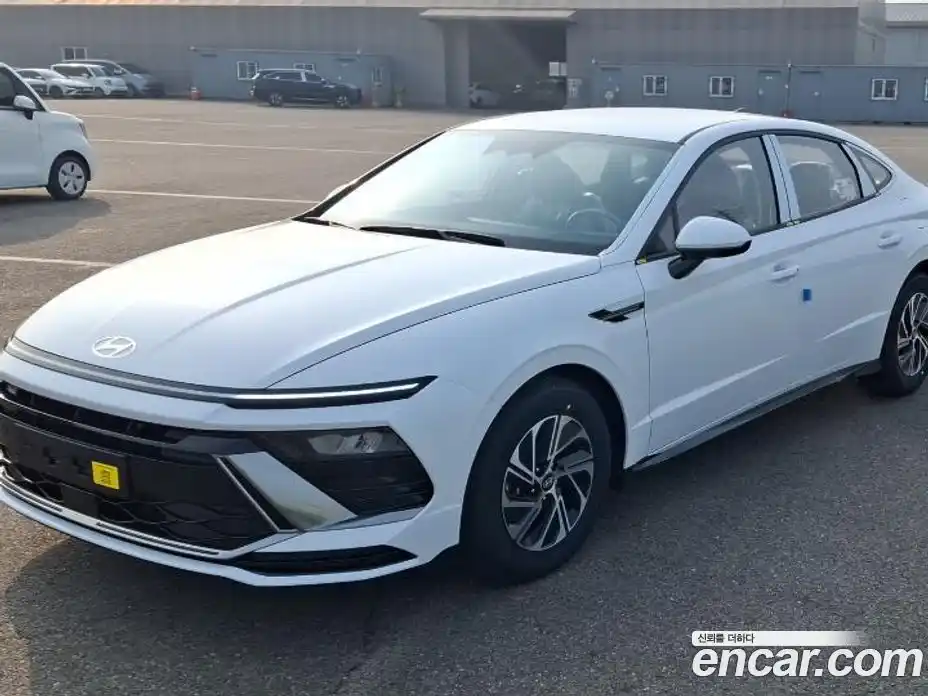 Hyundai Sonata 2026 2.0 гидро в Москве № 1244396, фото 1