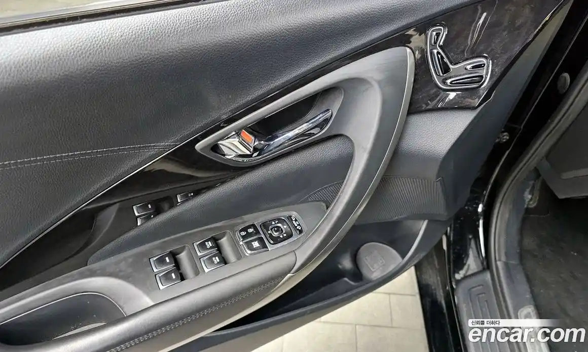 Hyundai Grandeur 2016 3.0 гидро в Москве № 1244723, фото 15