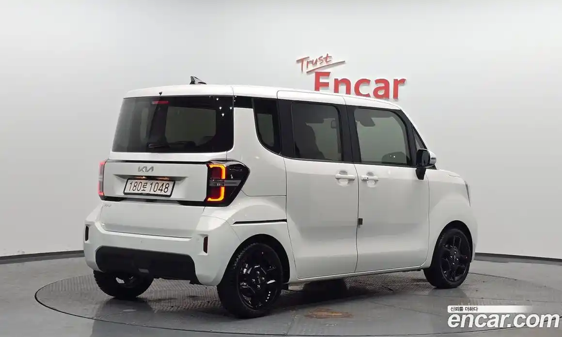 Kia Ray 2025 1.0 Автомат в Москве № 1244814, фото 1