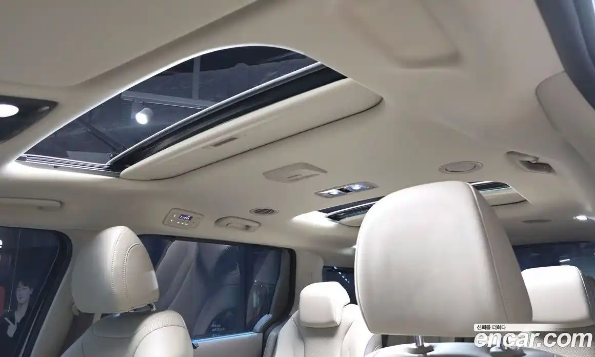 Kia Canival 2024 1.6 Автомат в Москве № 1244829, фото 16