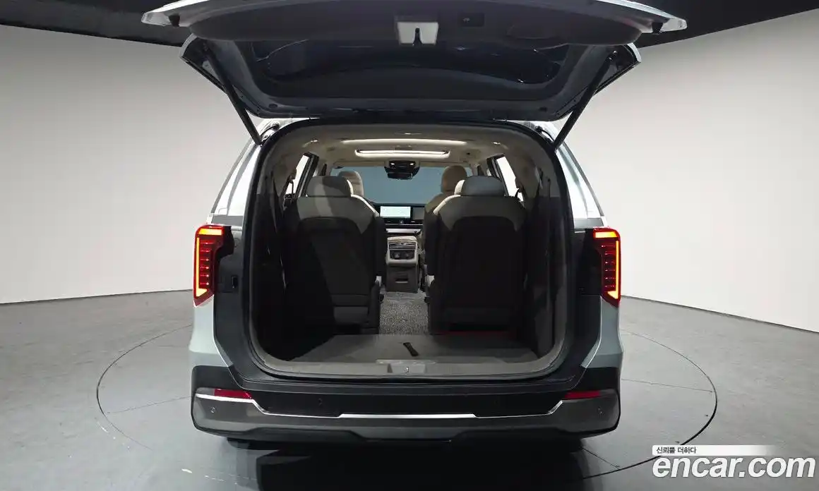 Kia Canival 2024 1.6 Автомат в Москве № 1244829, фото 20