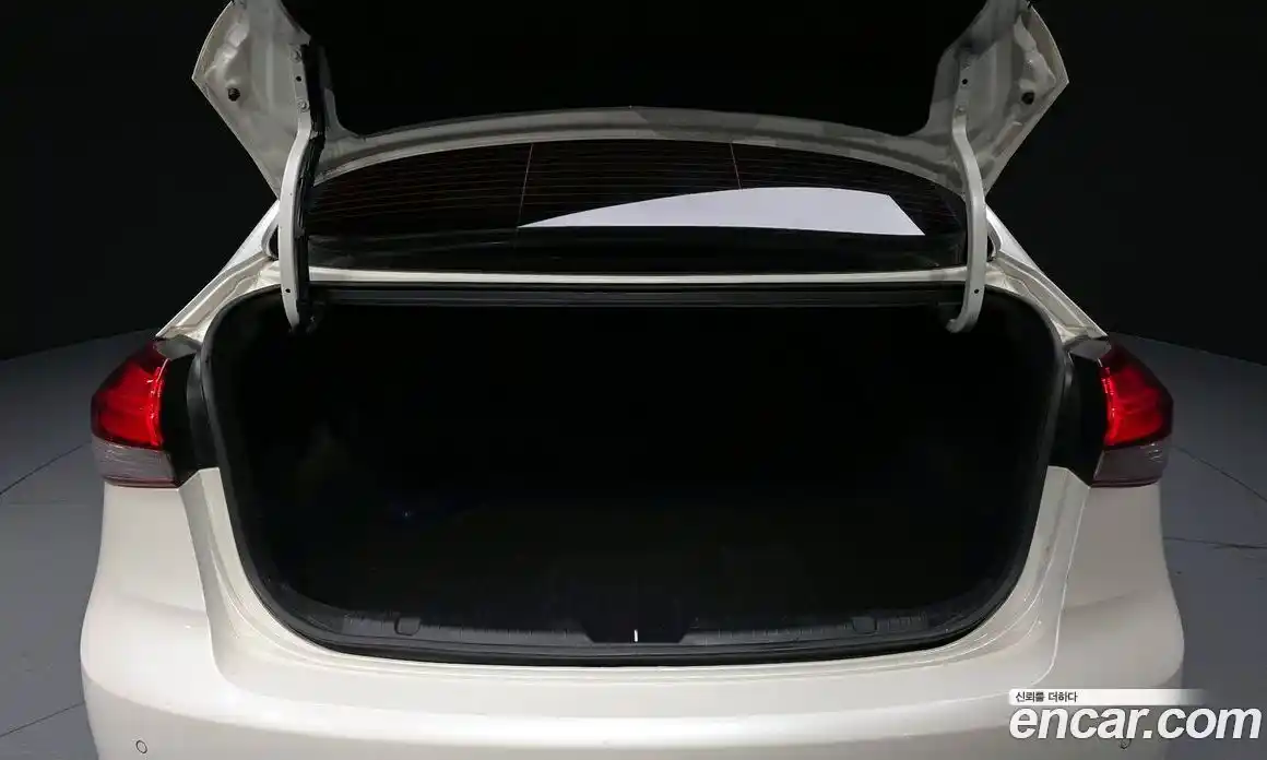 Kia K3 2016 1.6 Автомат в Москве № 1245071, фото 20