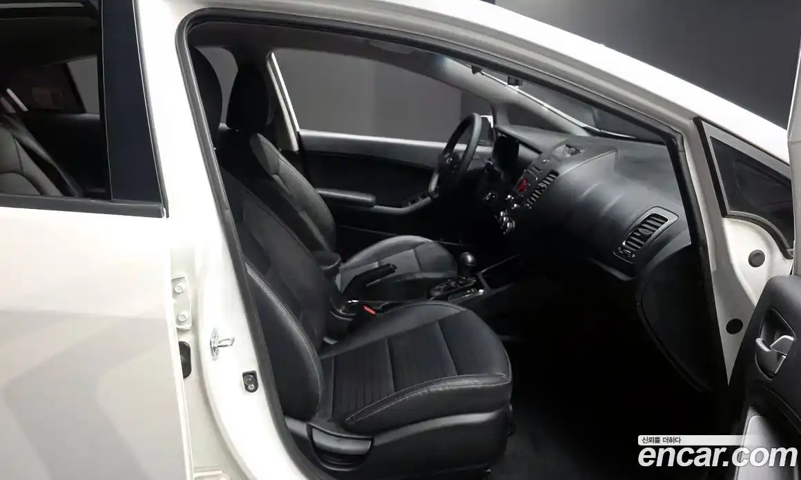 Kia K3 2016 1.6 Автомат в Москве № 1245071, фото 10