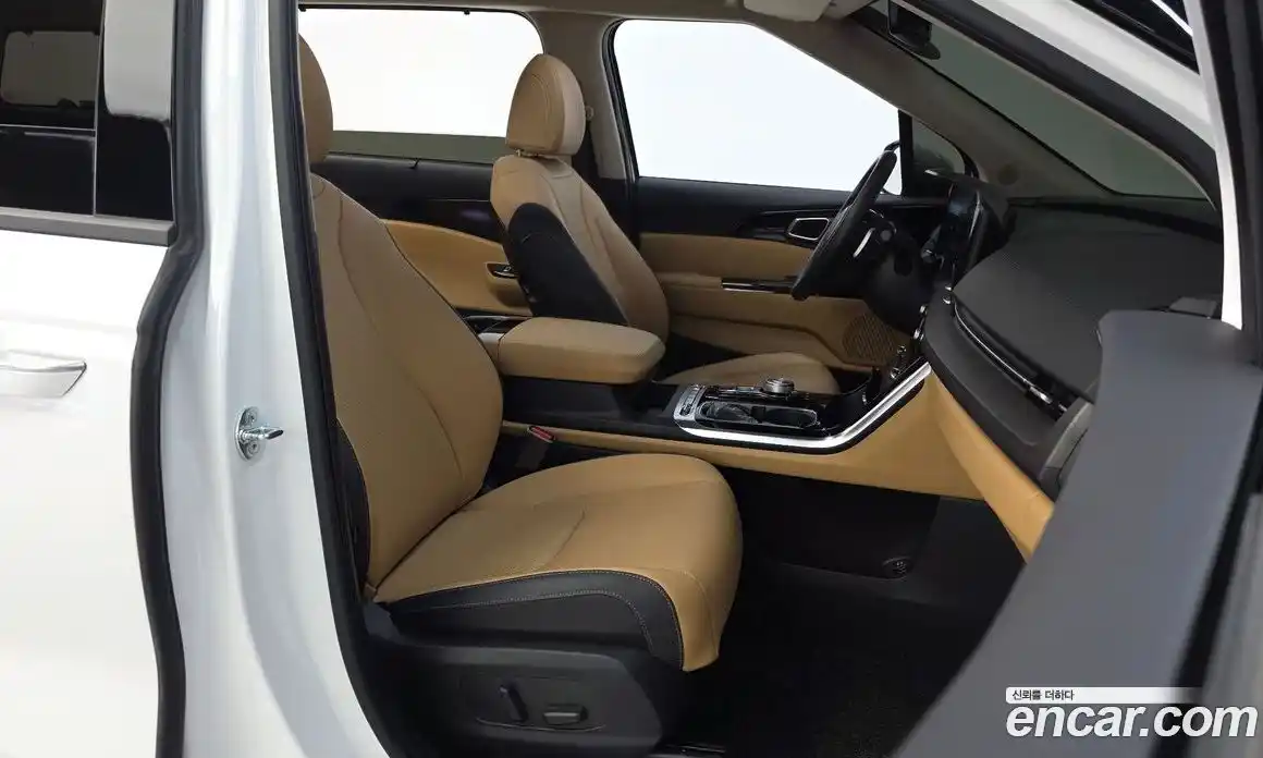 Kia Canival 2023 2.2 Автомат в Москве № 1245080, фото 11