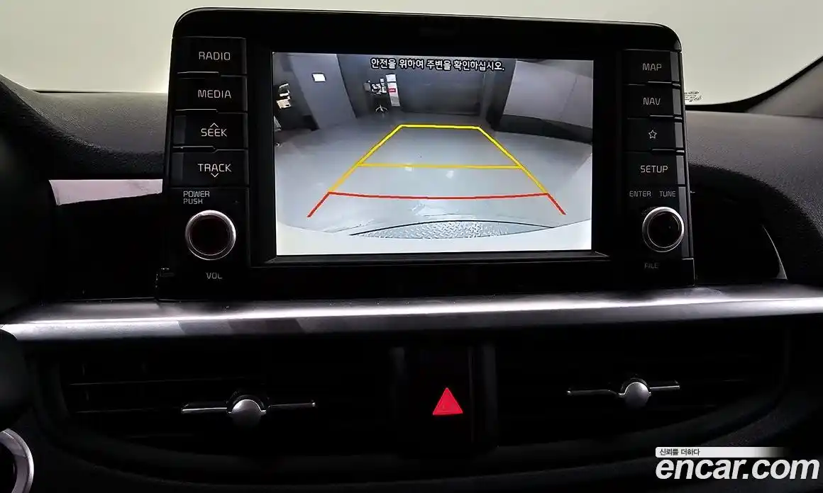 Kia Morning 2018 1.0 Автомат в Москве № 1245355, фото 18