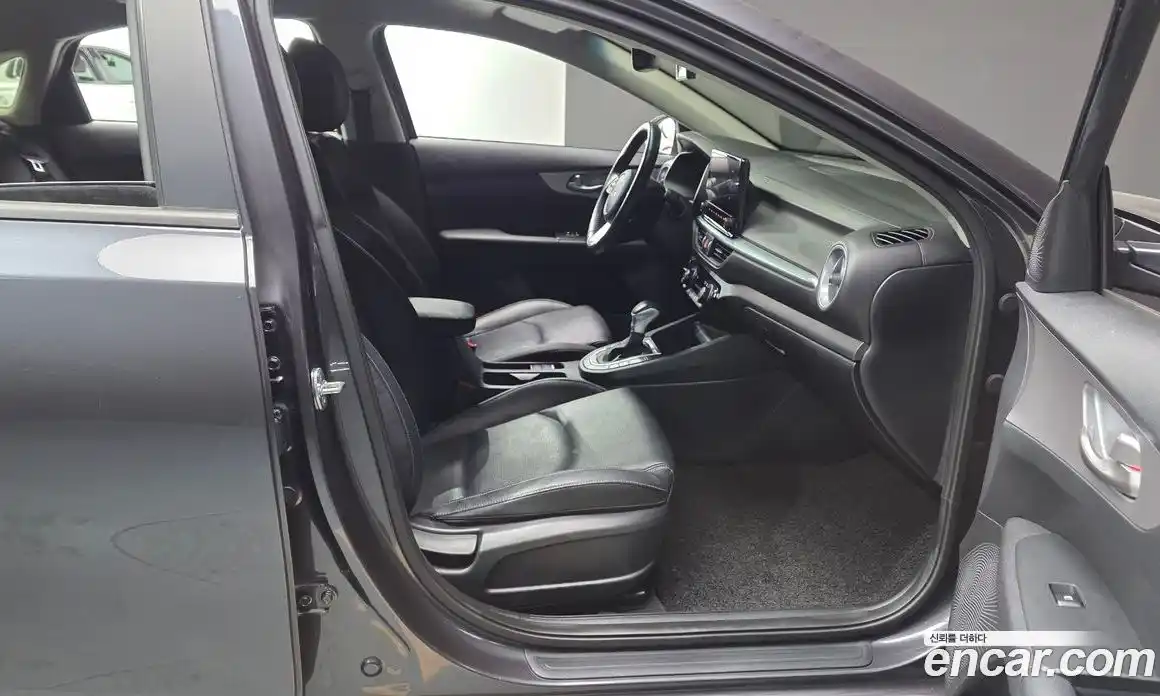 Kia K3 2021 1.6 Автомат в Москве № 1245361, фото 11