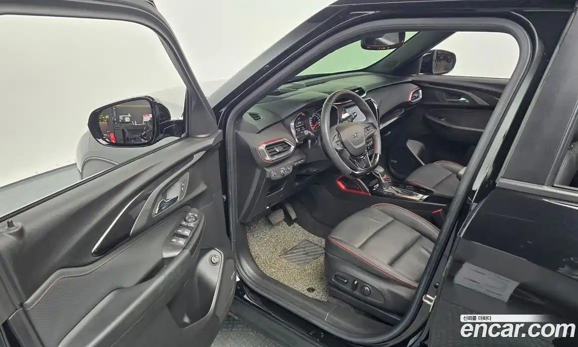 Chevrolet TrailBlazer 2022 1.3 Автомат в Москве № 1246950, фото 11