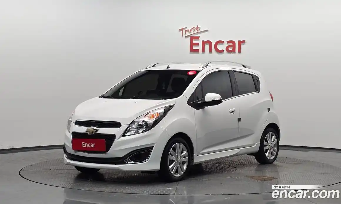 Chevrolet Spark 2014 1.0 гидро в Москве № 1246962, фото 1