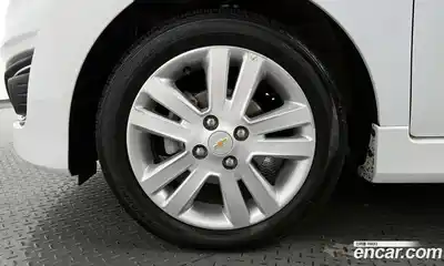 Chevrolet Spark 2014 1.0 гидро в Москве № 1246962, миниатюра 5