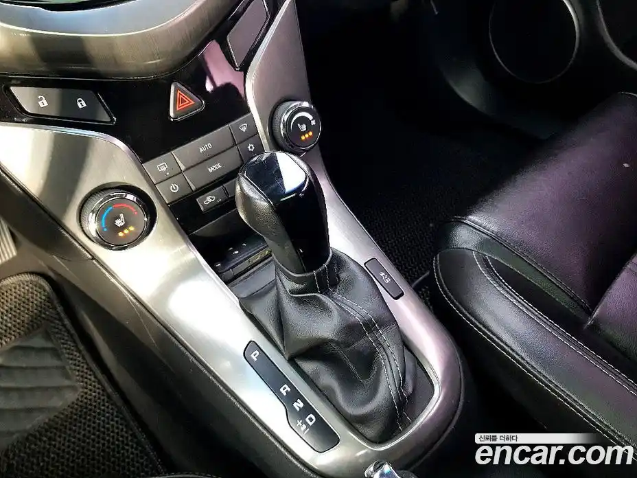 Chevrolet Cruze 2013 1.8 гидро в Москве № 1247106, фото 13