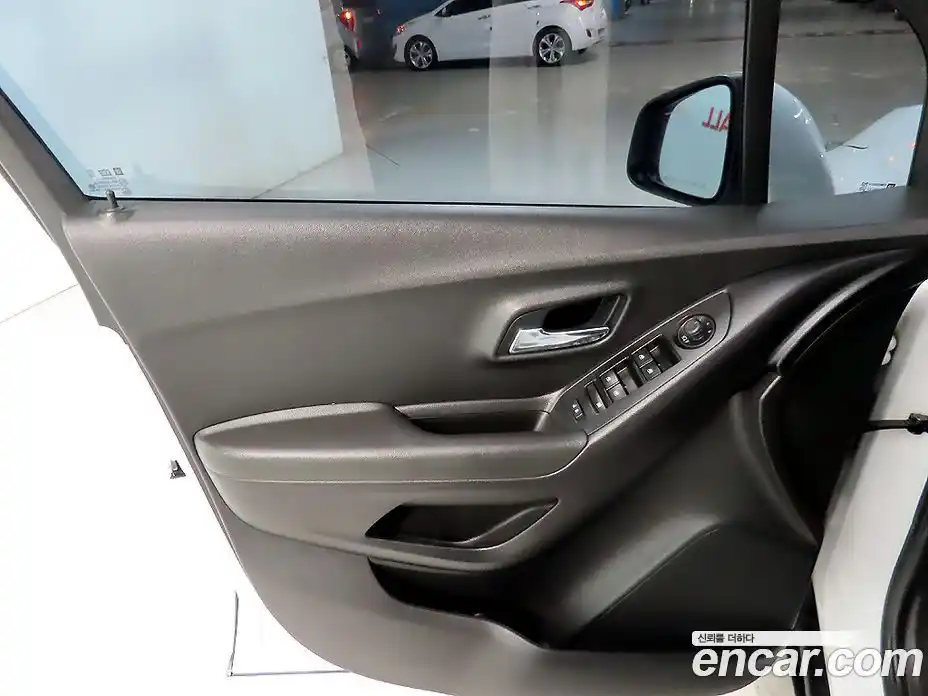 Chevrolet Trax 2017 1.4 Автомат в Москве № 1247359, фото 13