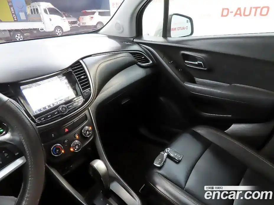 Chevrolet Trax 2017 1.4 Автомат в Москве № 1247359, фото 17