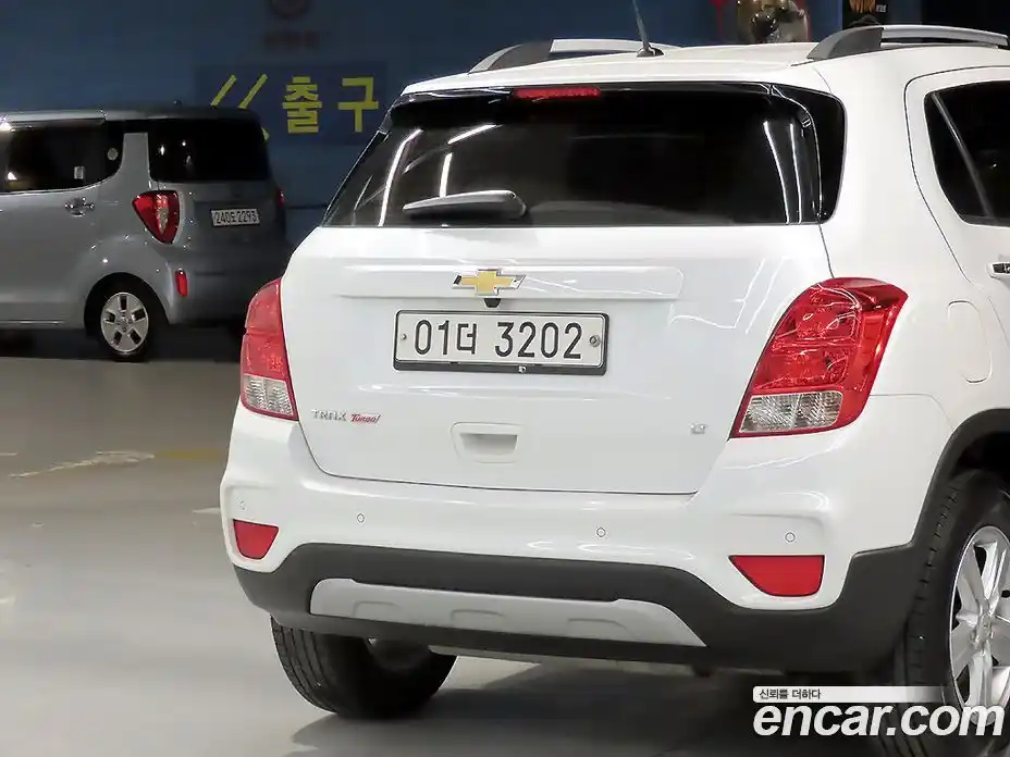 Chevrolet Trax 2017 1.4 Автомат в Москве № 1247359, фото 19