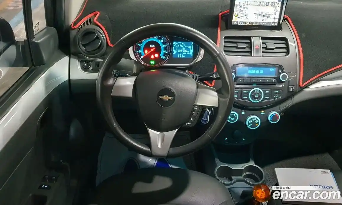 Chevrolet Spark 2013 1.0 механика в Москве № 1247482, фото 13