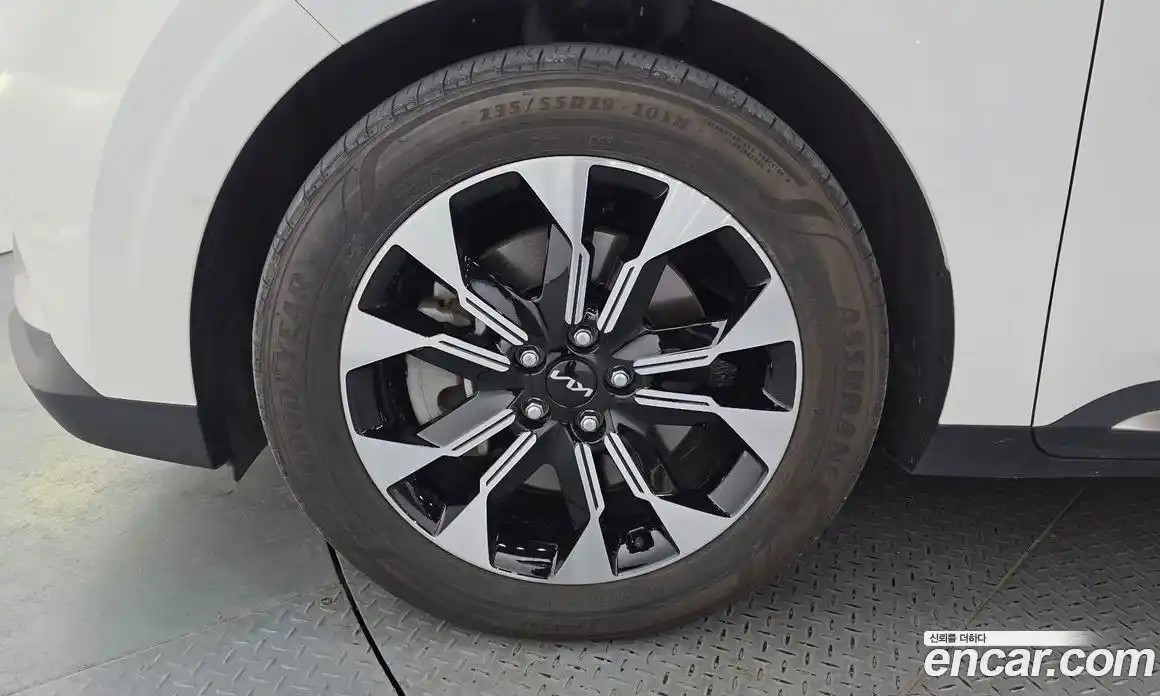 Kia Canival 2022 2.2 Автомат в Москве № 1248336, фото 5