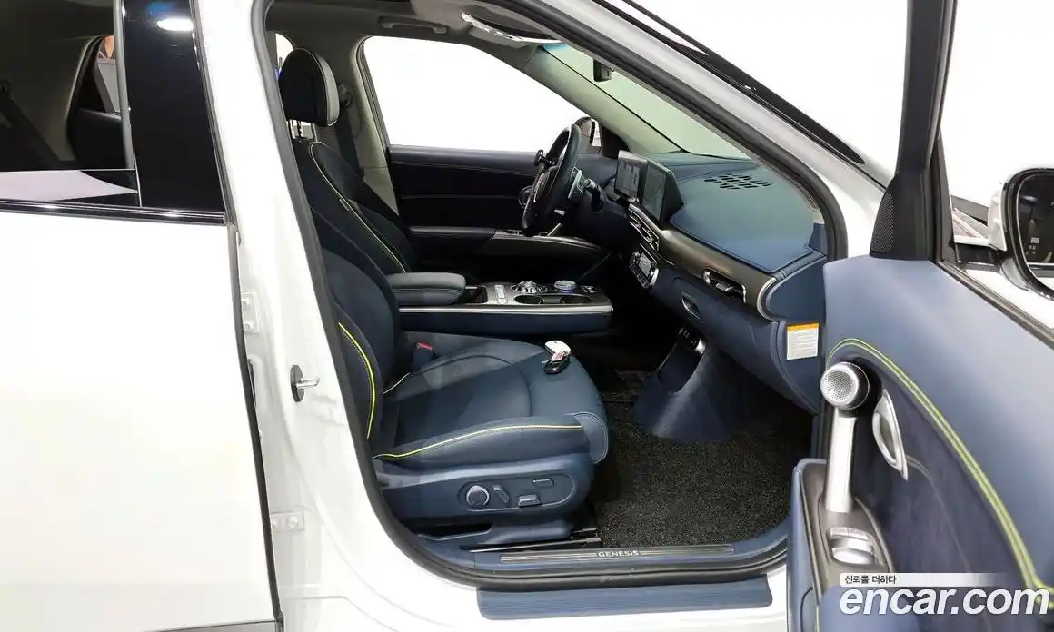 Genesis GV60 2021 0.1 Автомат в Москве № 1248407, фото 11