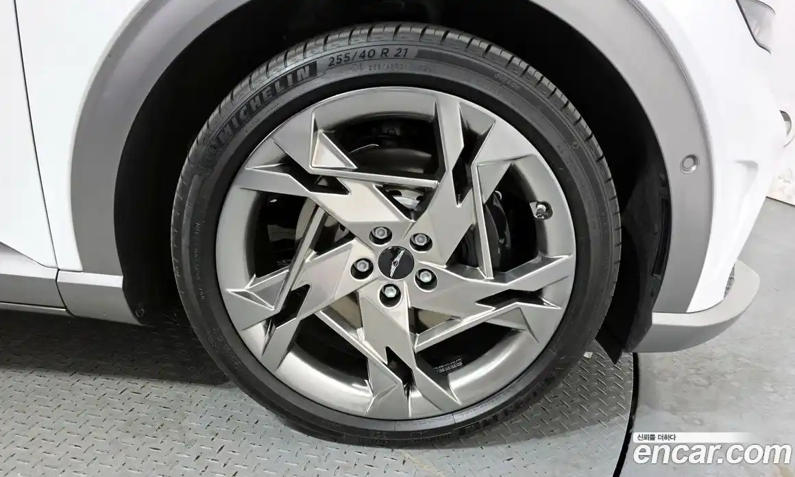 Genesis GV60 2021 0.1 Автомат в Москве № 1248407, фото 5