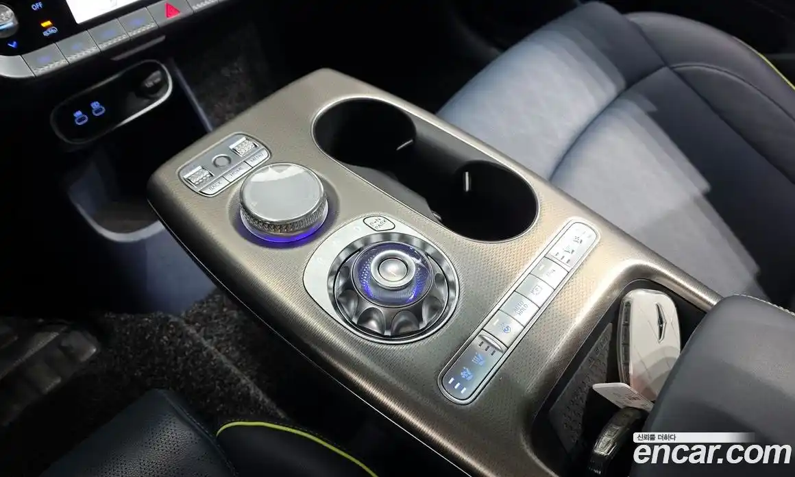 Genesis GV60 2021 0.1 Автомат в Москве № 1248407, фото 9